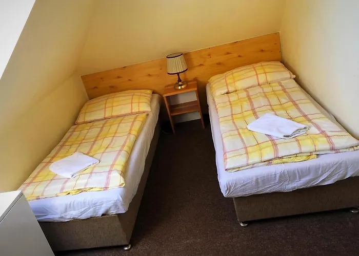 Na Pracharne Lodge *